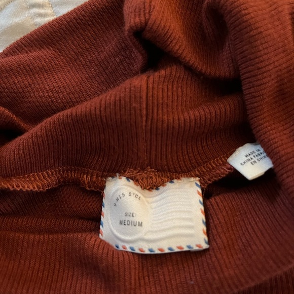 Medium-Russet Sleeveless Top - Picture 4 of 6